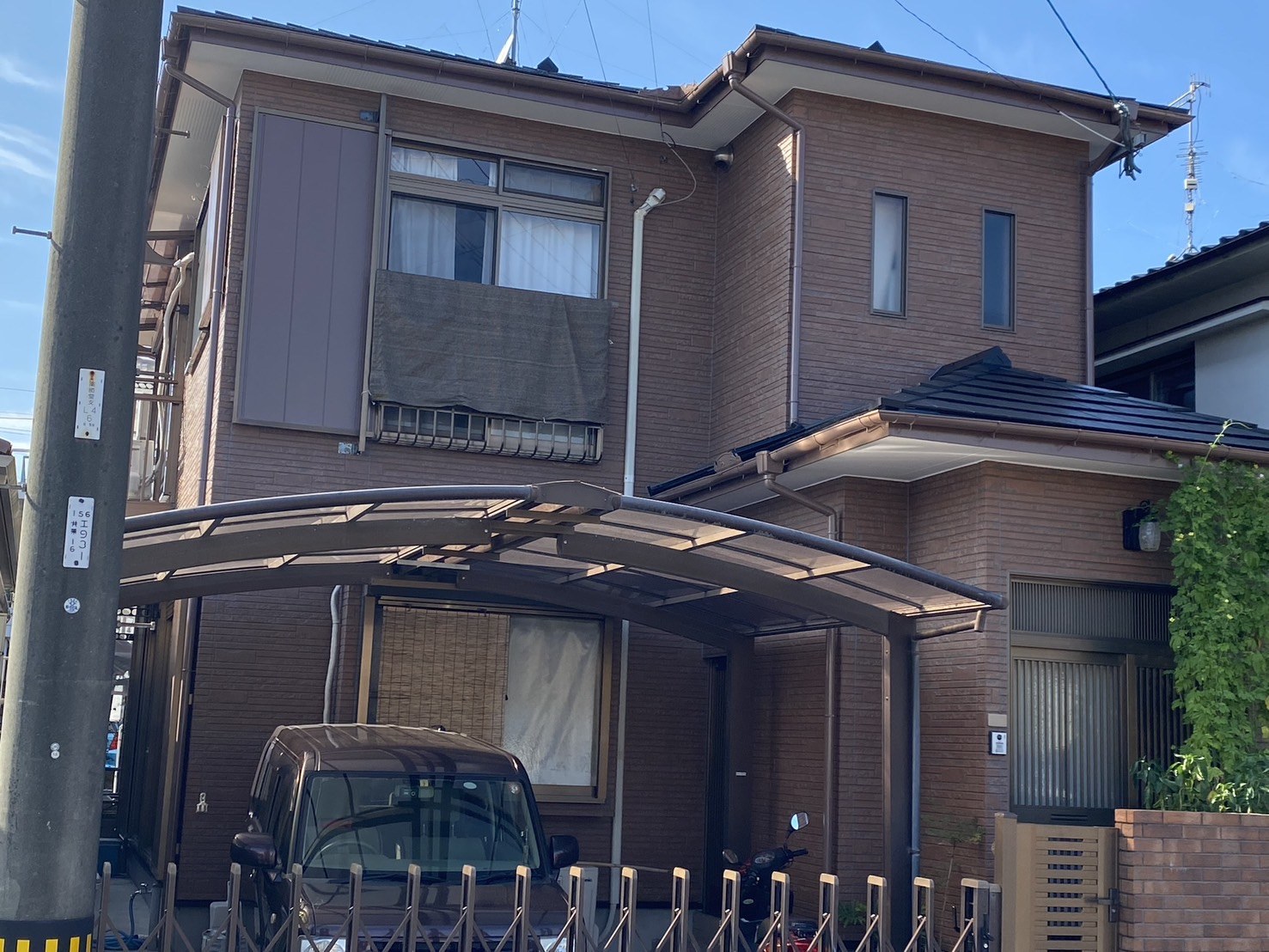 戸建て住宅 既存のサイディングの模様を活かしたクリヤー塗装
